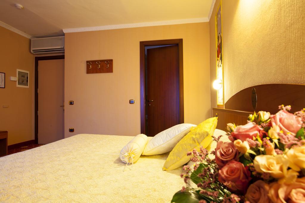 Boutique Hotel Puccini Montecatini Terme Exterior photo